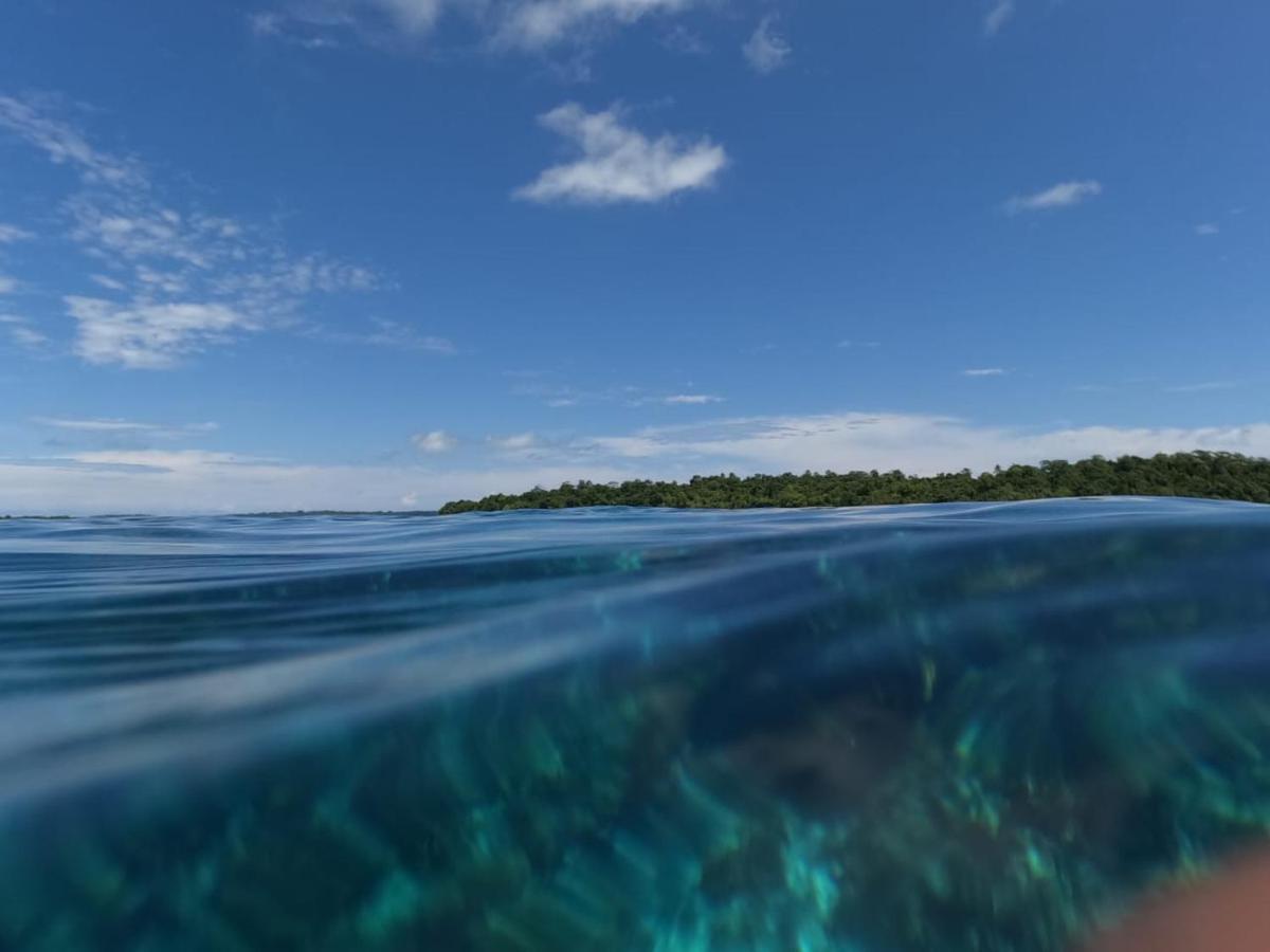 Maratua Dive Center And Lodge Maratua Island Exteriör bild