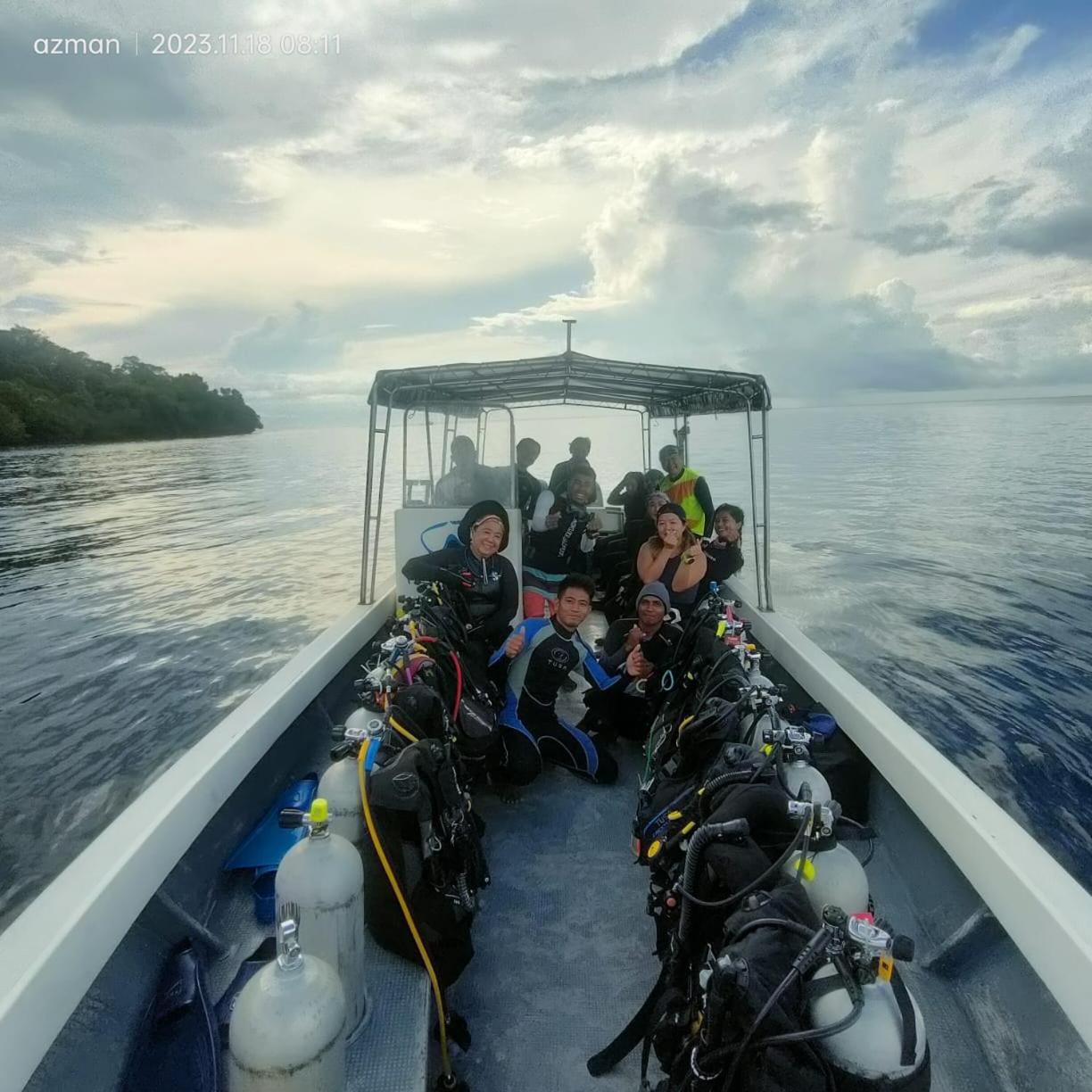 Maratua Dive Center And Lodge Maratua Island Exteriör bild