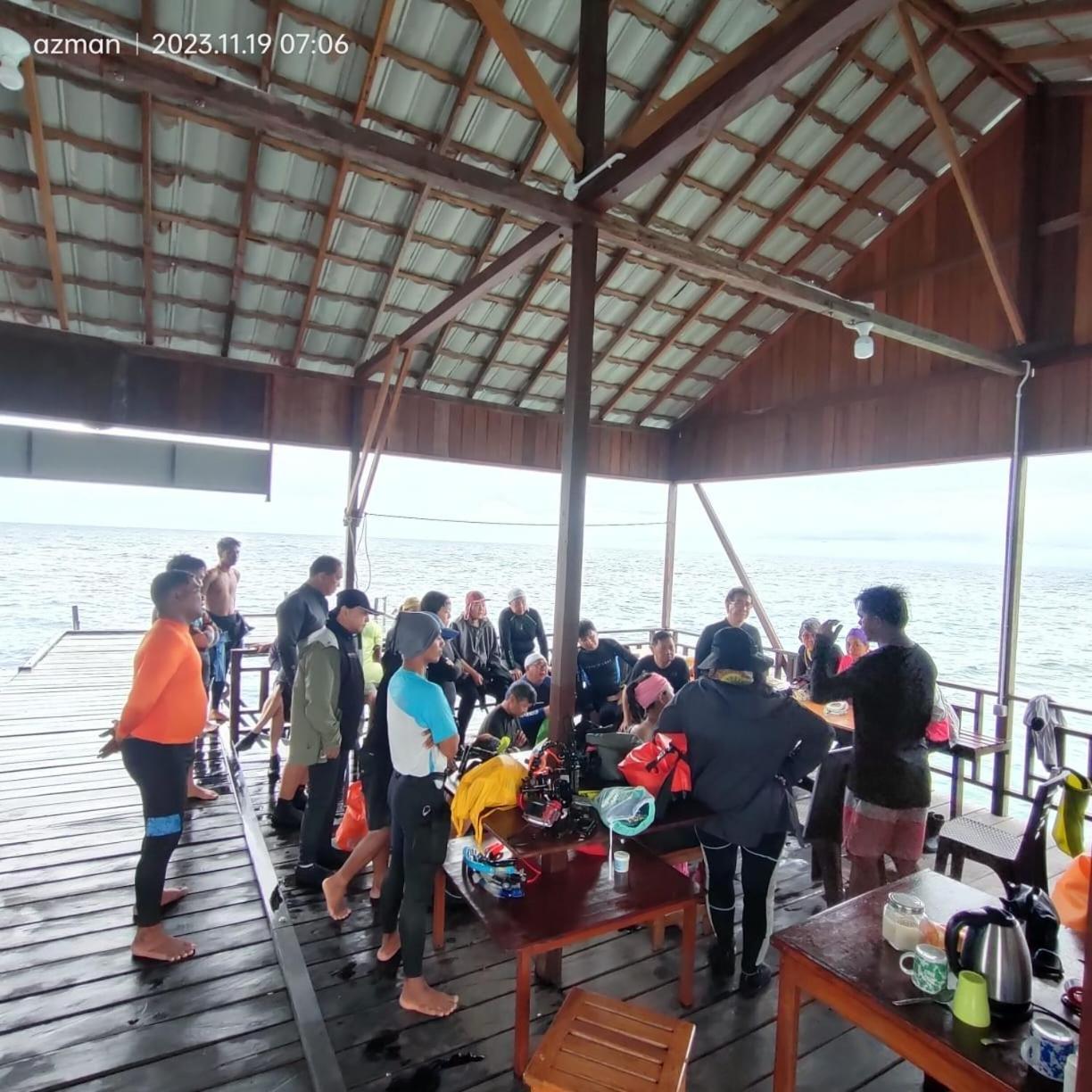 Maratua Dive Center And Lodge Maratua Island Exteriör bild