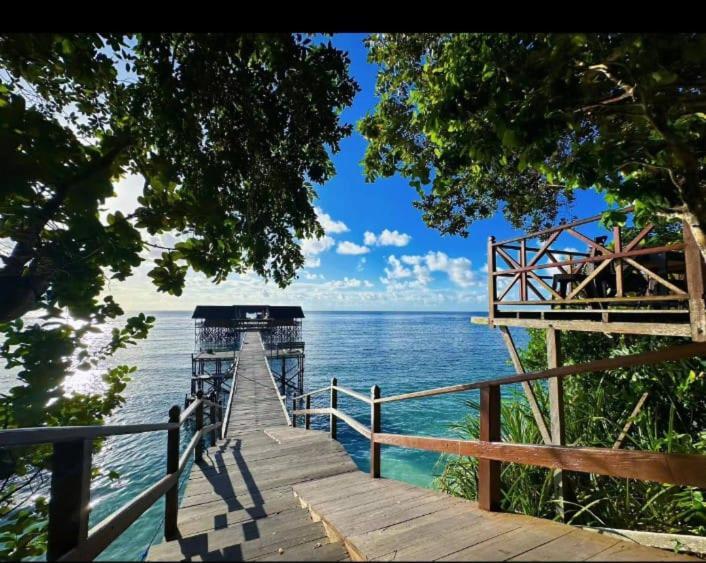 Maratua Dive Center And Lodge Maratua Island Exteriör bild